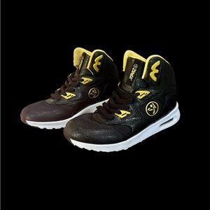 Women’s Zumba Air Classic Remix High Top Fitness Women's Training Dance Shoes